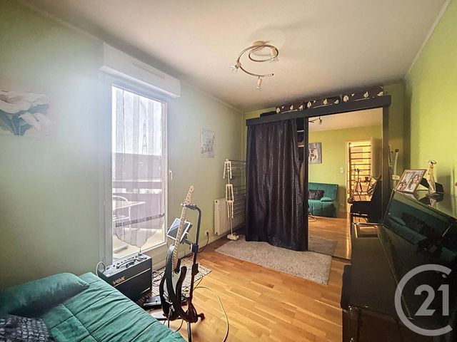 Appartement F5 à vendre - 5 pièces - 122.83 m2 - CHARTRES - 28 - CENTRE - Century 21 Maitrejean Immobilier