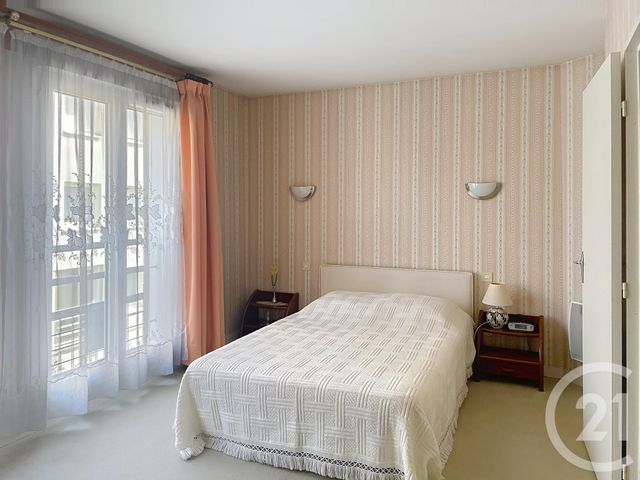 Appartement F2 à vendre - 2 pièces - 69.0 m2 - CHARTRES - 28 - CENTRE - Century 21 Maitrejean Immobilier