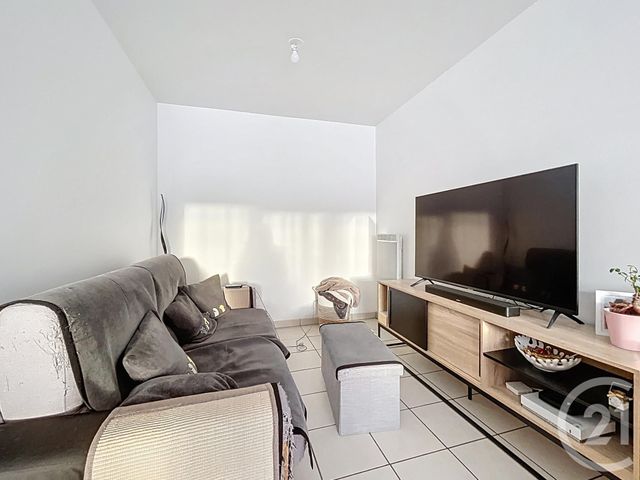 Appartement F3 à vendre - 3 pièces - 65.6 m2 - CHARTRES - 28 - CENTRE - Century 21 Maitrejean Immobilier