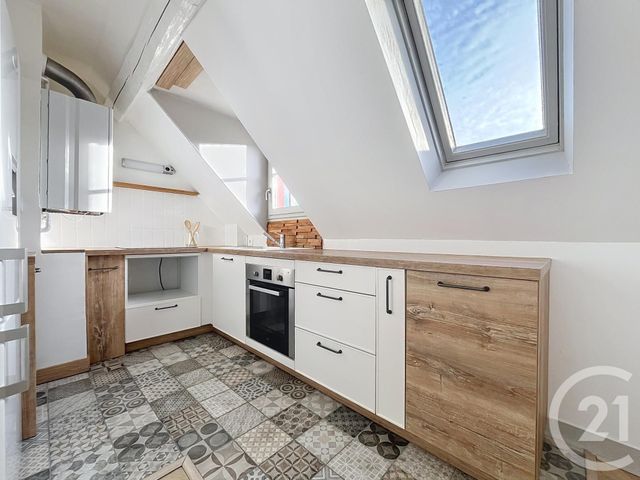 Appartement F2 à vendre - 2 pièces - 39.04 m2 - CHARTRES - 28 - CENTRE - Century 21 Maitrejean Immobilier