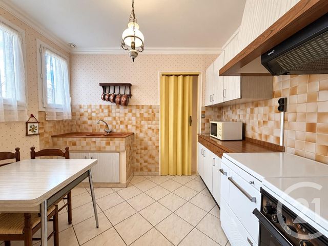maison à vendre - 4 pièces - 65.0 m2 - CHARTRES - 28 - CENTRE - Century 21 Maitrejean Immobilier