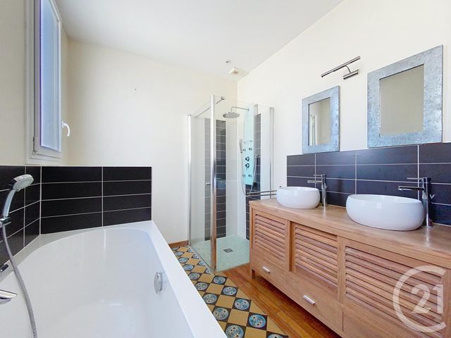 Afficher la photo en grand maison à vendre - 7 pièces - 130.0 m2 - CHARTRES - 28 - CENTRE - Century 21 Maitrejean Immobilier