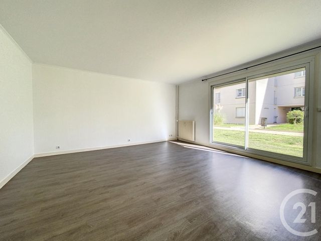 Appartement F4 à vendre - 4 pièces - 84.78 m2 - CHARTRES - 28 - CENTRE - Century 21 Maitrejean Immobilier