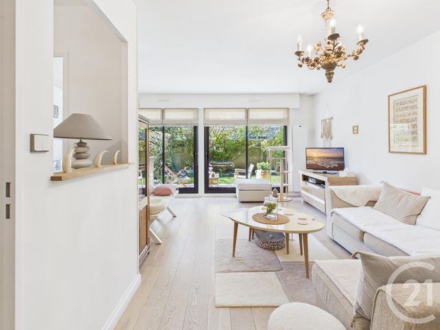 Appartement F3 à vendre - 3 pièces - 68.12 m2 - CHARTRES - 28 - CENTRE - Century 21 Maitrejean Immobilier