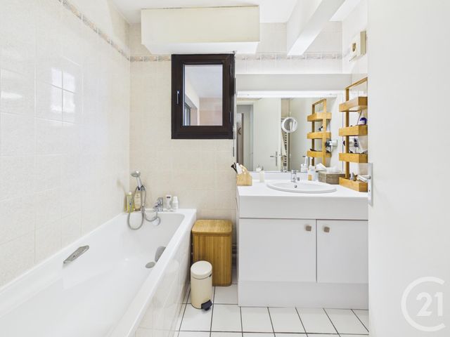 Appartement F3 à vendre - 3 pièces - 68.12 m2 - CHARTRES - 28 - CENTRE - Century 21 Maitrejean Immobilier