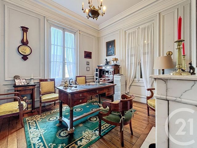 maison à vendre - 8 pièces - 210.0 m2 - CHARTRES - 28 - CENTRE - Century 21 Maitrejean Immobilier