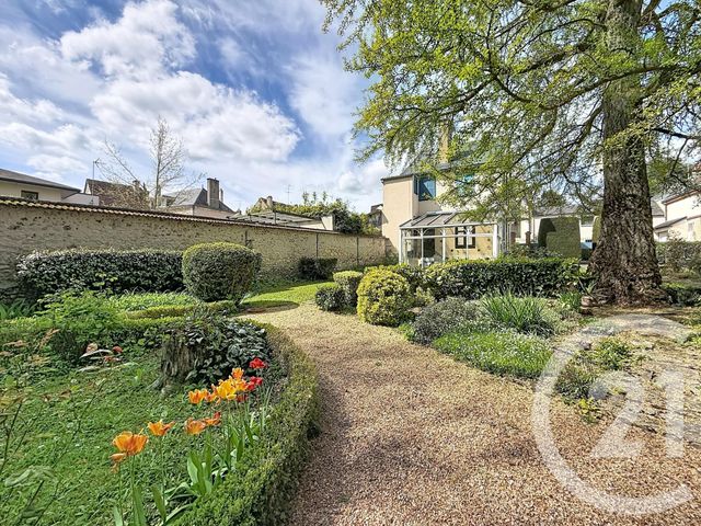 maison à vendre - 8 pièces - 210.0 m2 - CHARTRES - 28 - CENTRE - Century 21 Maitrejean Immobilier