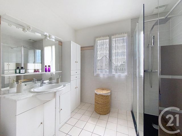 maison à vendre - 6 pièces - 147.0 m2 - CHARTRES - 28 - CENTRE - Century 21 Maitrejean Immobilier