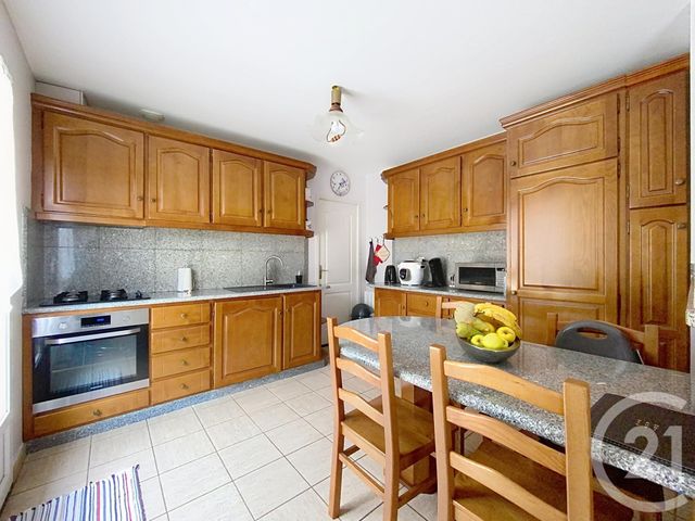 maison à vendre - 6 pièces - 147.0 m2 - CHARTRES - 28 - CENTRE - Century 21 Maitrejean Immobilier