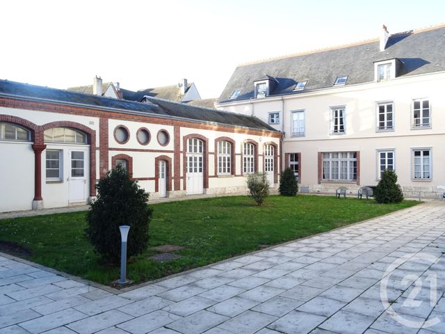 Appartement F4 à vendre - 4 pièces - 85.54 m2 - CHARTRES - 28 - CENTRE - Century 21 Maitrejean Immobilier