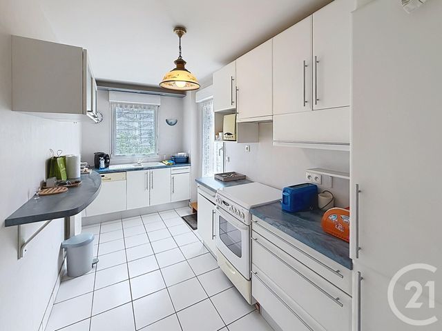 Appartement F4 à vendre - 5 pièces - 91.71 m2 - CHARTRES - 28 - CENTRE - Century 21 Maitrejean Immobilier