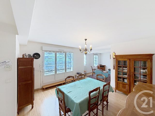 Appartement F4 à vendre - 5 pièces - 91.71 m2 - CHARTRES - 28 - CENTRE - Century 21 Maitrejean Immobilier