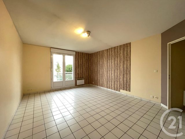Appartement F1 à vendre - 1 pièce - 30.25 m2 - CHARTRES - 28 - CENTRE - Century 21 Maitrejean Immobilier