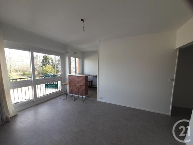 Appartement F2 à louer - 2 pièces - 44.25 m2 - CHARTRES - 28 - CENTRE - Century 21 Maitrejean Immobilier
