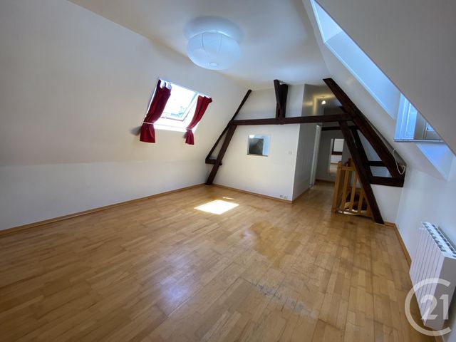 Appartement F2 à louer - 2 pièces - 47.79 m2 - CHARTRES - 28 - CENTRE - Century 21 Maitrejean Immobilier