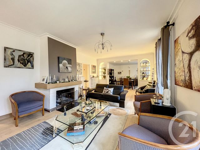 maison à vendre - 9 pièces - 232.0 m2 - CHARTRES - 28 - CENTRE - Century 21 Maitrejean Immobilier