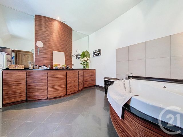 maison à vendre - 5 pièces - 173.88 m2 - CHARTRES - 28 - CENTRE - Century 21 Maitrejean Immobilier