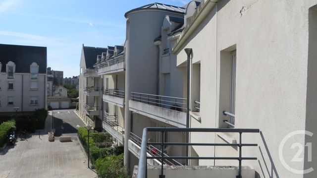 Appartement F1 à vendre - 1 pièce - 34.26 m2 - CHARTRES - 28 - CENTRE - Century 21 Maitrejean Immobilier