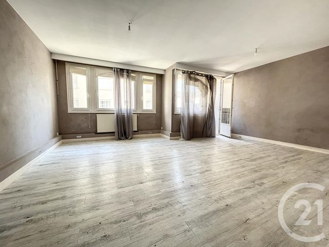 Appartement F4 à vendre - 4 pièces - 86.5 m2 - CHARTRES - 28 - CENTRE - Century 21 Maitrejean Immobilier