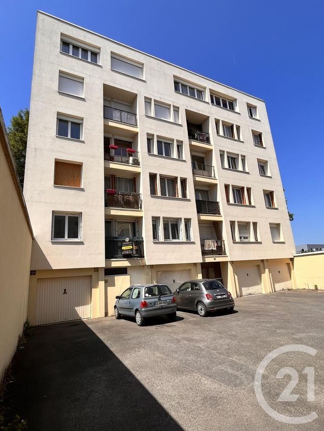 Appartement F4 à vendre - 4 pièces - 86.5 m2 - CHARTRES - 28 - CENTRE - Century 21 Maitrejean Immobilier