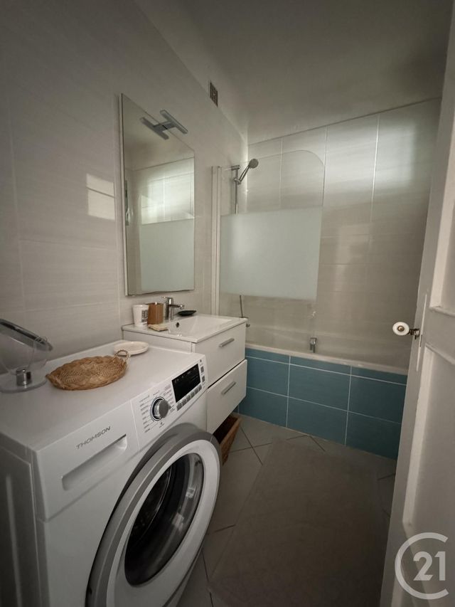 Appartement T2 à louer - 2 pièces - 61.44 m2 - CHARTRES - 28 - CENTRE - Century 21 Maitrejean Immobilier