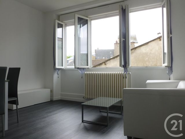 Appartement à louer - 2 pièces - 33.42 m2 - CHARTRES - 28 - CENTRE - Century 21 Maitrejean Immobilier