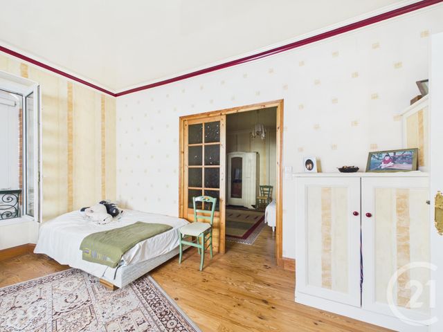 maison à vendre - 8 pièces - 194.0 m2 - CHARTRES - 28 - CENTRE - Century 21 Maitrejean Immobilier
