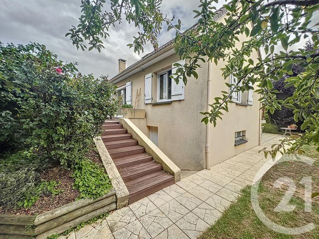maison à vendre - 6 pièces - 131.0 m2 - CHARTRES - 28 - CENTRE - Century 21 Maitrejean Immobilier