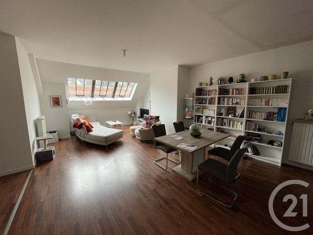 Appartement F4 à louer - 4 pièces - 107.05 m2 - CHARTRES - 28 - CENTRE - Century 21 Maitrejean Immobilier