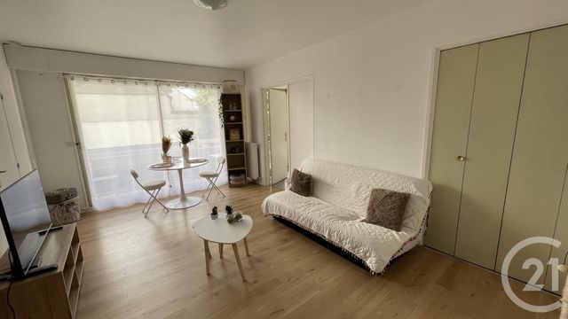 Appartement F2 à louer - 2 pièces - 42.38 m2 - CHARTRES - 28 - CENTRE - Century 21 Maitrejean Immobilier