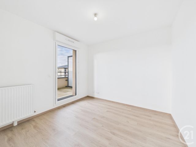 Appartement F3 à vendre - 3 pièces - 57.36 m2 - CHARTRES - 28 - CENTRE - Century 21 Maitrejean Immobilier