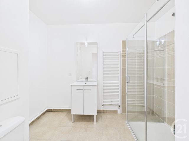 Appartement F3 à vendre - 3 pièces - 57.36 m2 - CHARTRES - 28 - CENTRE - Century 21 Maitrejean Immobilier