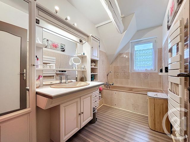 maison à vendre - 6 pièces - 104.53 m2 - CHARTRES - 28 - CENTRE - Century 21 Maitrejean Immobilier