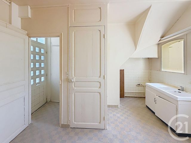 maison à vendre - 3 pièces - 65.8 m2 - CHARTRES - 28 - CENTRE - Century 21 Maitrejean Immobilier