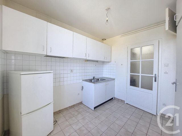 Afficher la photo en grand Appartement F2 à vendre - 2 pièces - 47.0 m2 - CHARTRES - 28 - CENTRE - Century 21 Maitrejean Immobilier