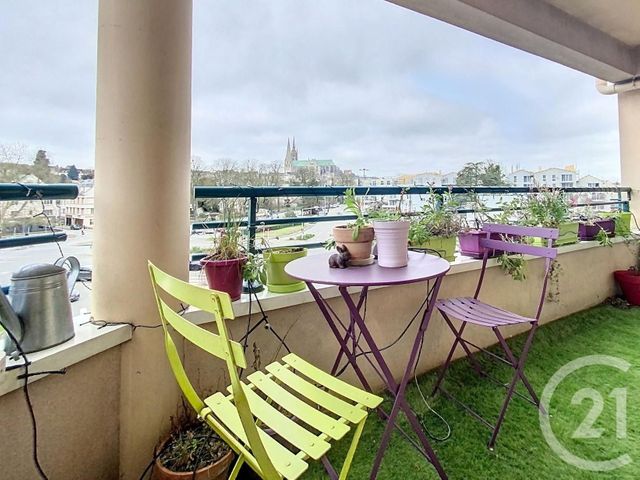 Appartement F4 à vendre - 4 pièces - 85.93 m2 - CHARTRES - 28 - CENTRE - Century 21 Maitrejean Immobilier