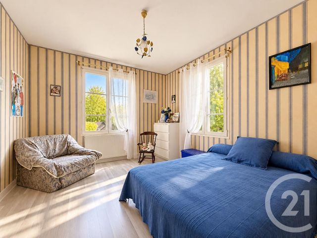 maison à vendre - 6 pièces - 145.65 m2 - CHARTRES - 28 - CENTRE - Century 21 Maitrejean Immobilier