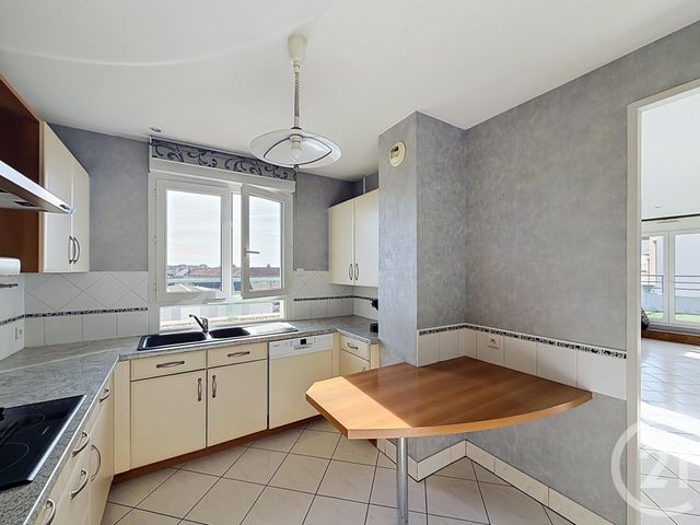 Appartement F4 à vendre - 5 pièces - 102.0 m2 - CHARTRES - 28 - CENTRE - Century 21 Maitrejean Immobilier