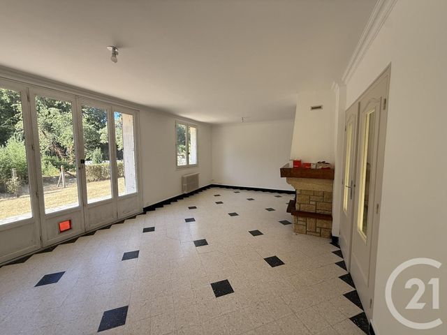 maison à louer - 5 pièces - 110.4 m2 - CHARTRES - 28 - CENTRE - Century 21 Maitrejean Immobilier
