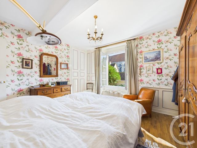 maison à vendre - 9 pièces - 255.0 m2 - CHARTRES - 28 - CENTRE - Century 21 Maitrejean Immobilier