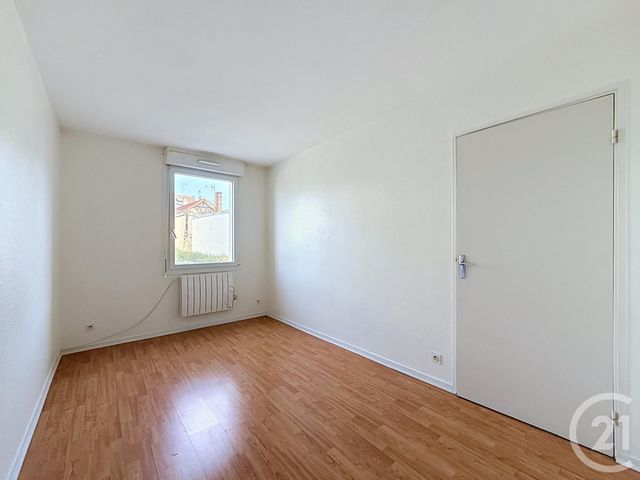 Appartement F4 à vendre - 4 pièces - 83.3 m2 - CHARTRES - 28 - CENTRE - Century 21 Maitrejean Immobilier