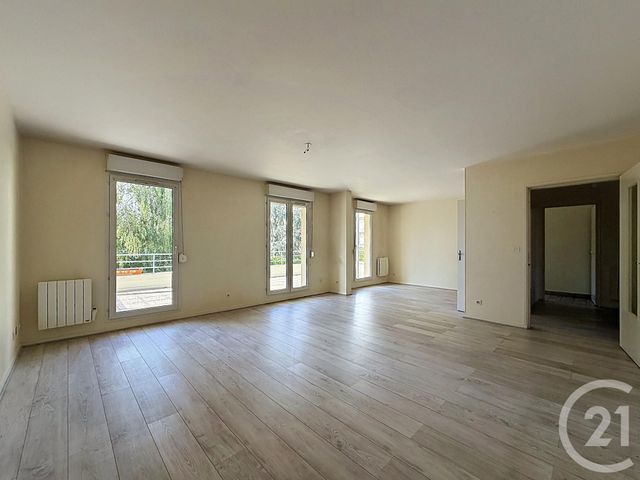Appartement F4 à vendre - 4 pièces - 83.3 m2 - CHARTRES - 28 - CENTRE - Century 21 Maitrejean Immobilier