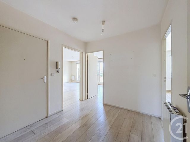 Appartement F4 à vendre - 4 pièces - 83.3 m2 - CHARTRES - 28 - CENTRE - Century 21 Maitrejean Immobilier