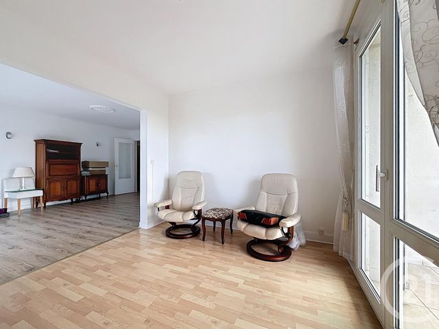 Appartement F3 à vendre - 3 pièces - 69.2 m2 - CHARTRES - 28 - CENTRE - Century 21 Maitrejean Immobilier