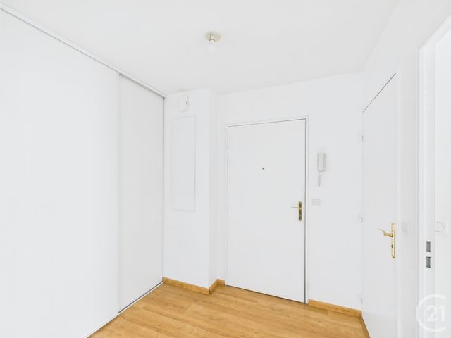 Appartement T3 à vendre - 3 pièces - 67.83 m2 - CHARTRES - 28 - CENTRE - Century 21 Maitrejean Immobilier