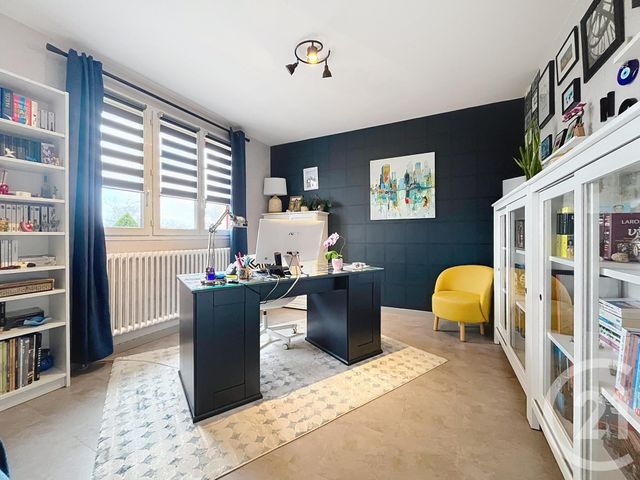 maison à vendre - 6 pièces - 116.7 m2 - CHAMPHOL - 28 - CENTRE - Century 21 Maitrejean Immobilier