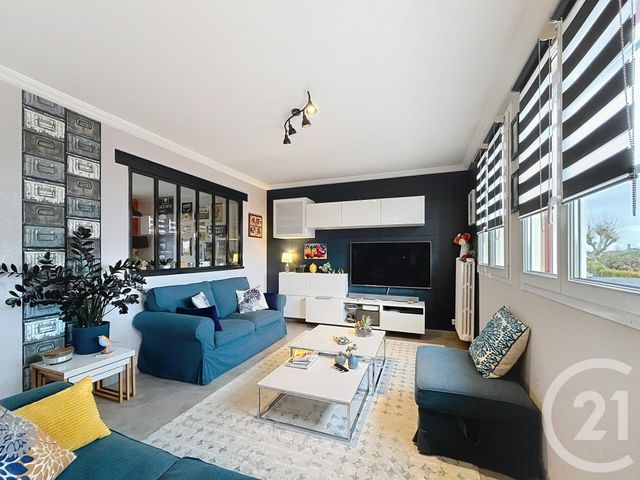 maison à vendre - 6 pièces - 116.7 m2 - CHAMPHOL - 28 - CENTRE - Century 21 Maitrejean Immobilier