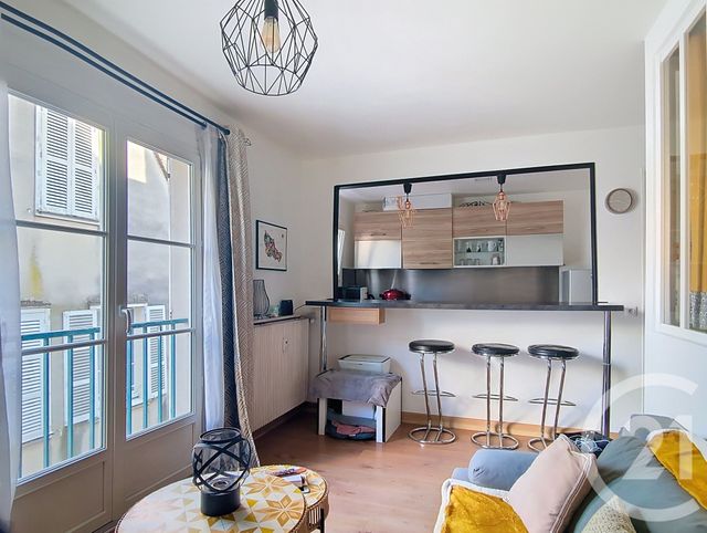 Appartement F1 bis à vendre - 2 pièces - 37.15 m2 - CHARTRES - 28 - CENTRE - Century 21 Maitrejean Immobilier