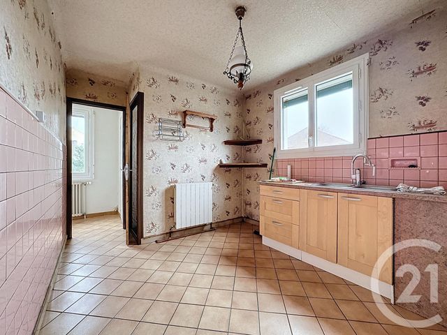 maison à vendre - 5 pièces - 100.0 m2 - ST GEORGES SUR EURE - 28 - CENTRE - Century 21 Maitrejean Immobilier