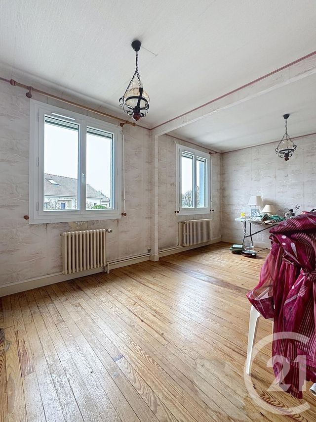 maison à vendre - 5 pièces - 100.0 m2 - ST GEORGES SUR EURE - 28 - CENTRE - Century 21 Maitrejean Immobilier